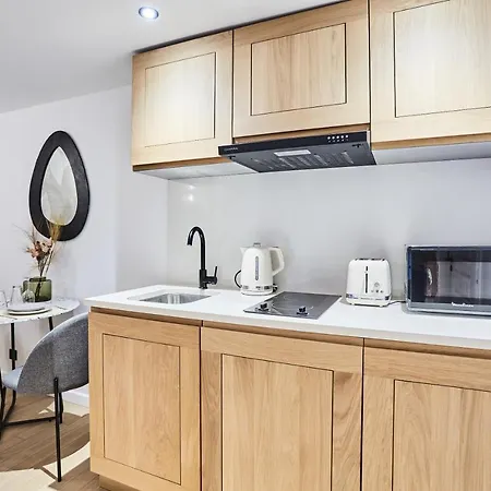 Center Of By Prestige