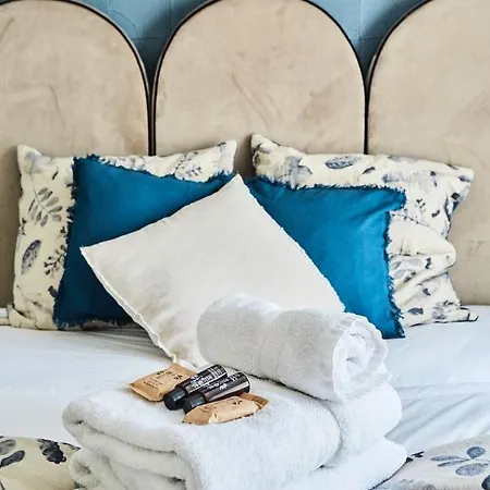 Center Of By Prestige Daire Paris