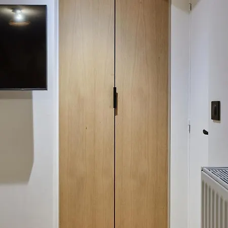 Center Of By Prestige Paris