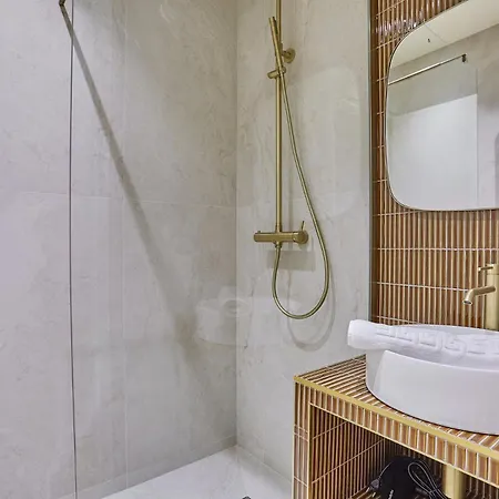 Center Of By Prestige Daire Paris