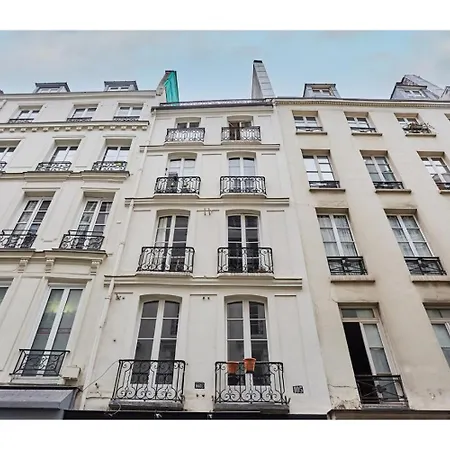Center Of By Prestige Apartment Paris